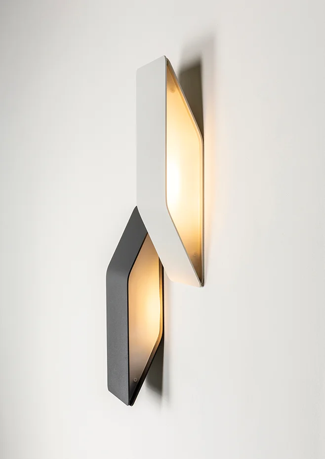 12 Shapes A4100 Wall Light Estiluz