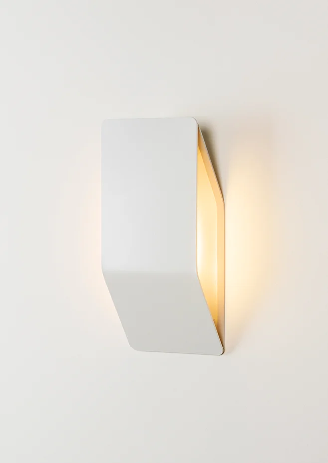 13 Shapes A4100 Wall Light Estiluz