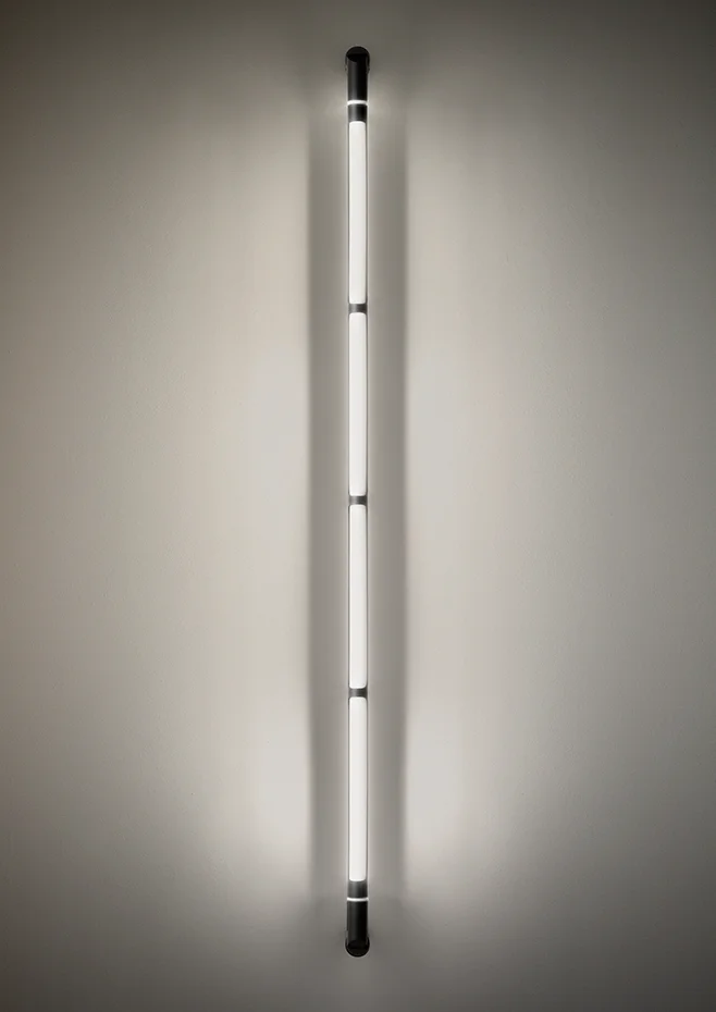 6 Arco A 4000x Wall Light Estiluz